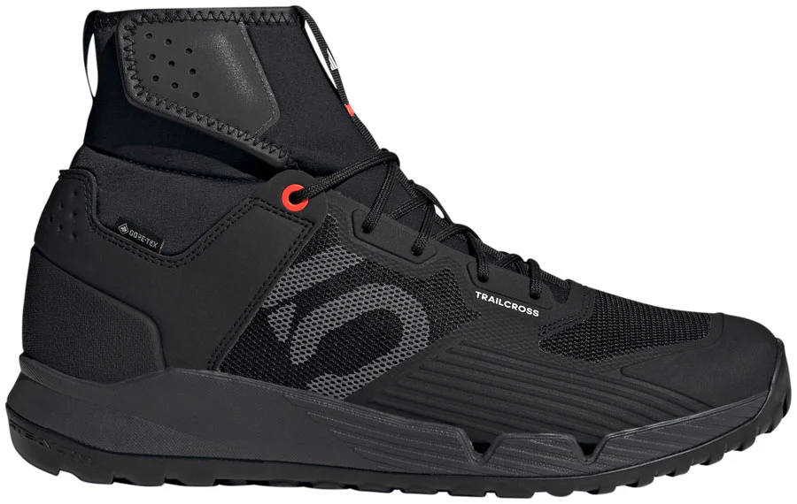 Five Ten Trailcross GTX Flat Shoes - Men's Core Black / Gray / Solar Red 10